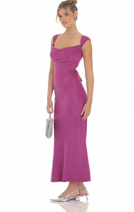 ポニーテールオンリーファンズ セクシー裸 写真