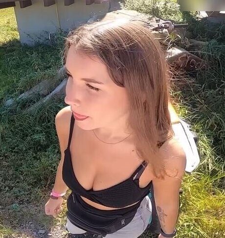 大学生カップルのオンリーファンズ アート裸 ギャラリー