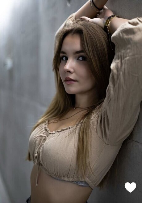 joysemmi 高品質のポルノスター ギャラリー