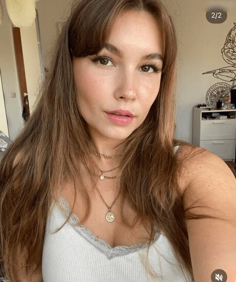 ママの足OnlyFans ホットxxx アーカイブ