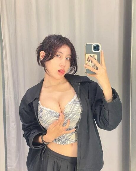 ejahazel ポルノ女優 写真