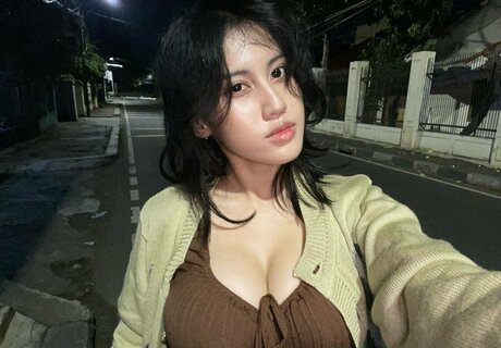 ejahazel ポルノスター セクシー 画像