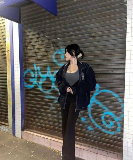 ejahazel 完璧なモデル 写真