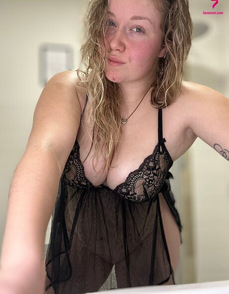 Lottiies Life ポルノスター アーカイブ