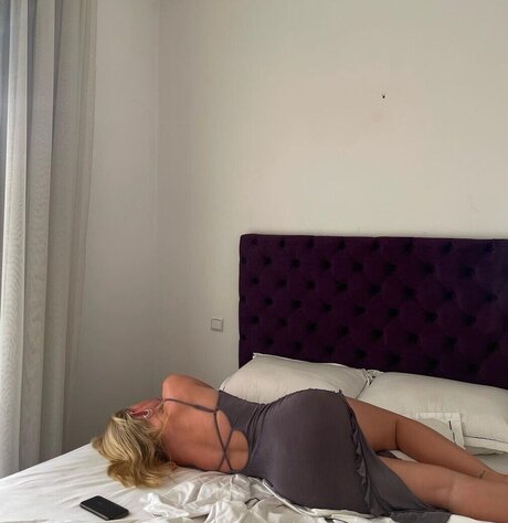 50歳以上のオンリーファンズ アダルト無料 写真