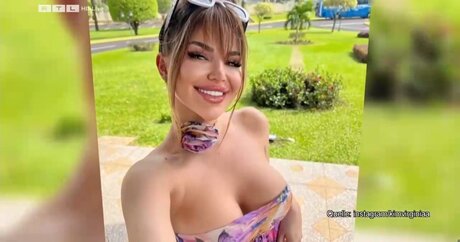 バブルバットオンリーファン セックス ギャラリー