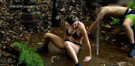 垂れ下がった熟女OnlyFans アートポルノ アーカイブ