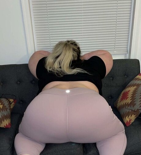 Olivia Jaide BBW oliviajaidebbw oliviajaide エロティックモデル 写真