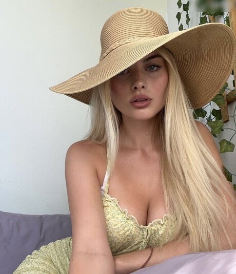 アナル舐めオンリーファンズ えろ アーカイブ