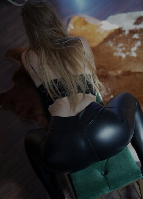 jasm nn スター ヌード 写真