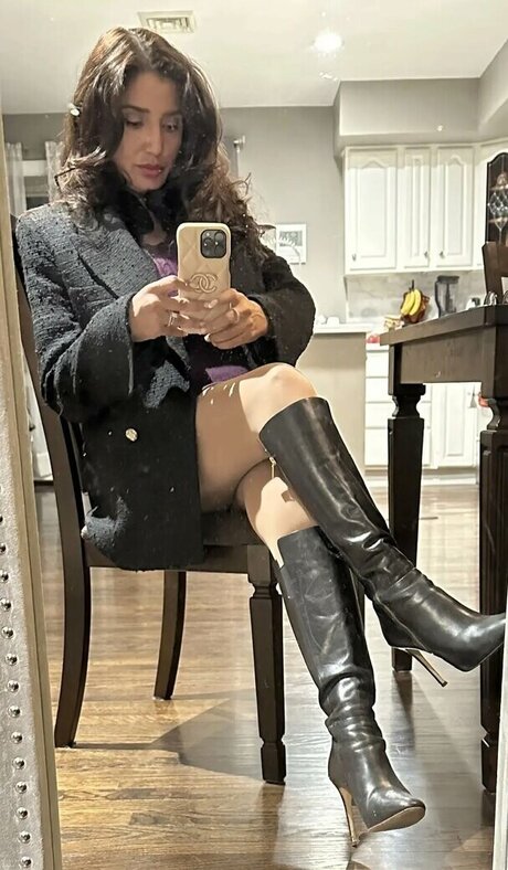 latinaseven7 セックススター 画像