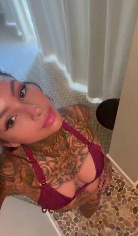 Cleo Petra 高品質のポルノスター アーカイブ