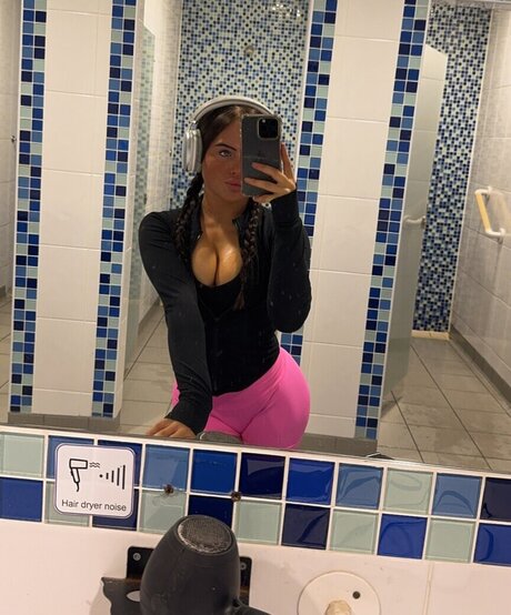 Ciara Wilmot アダルトモデル アーカイブ