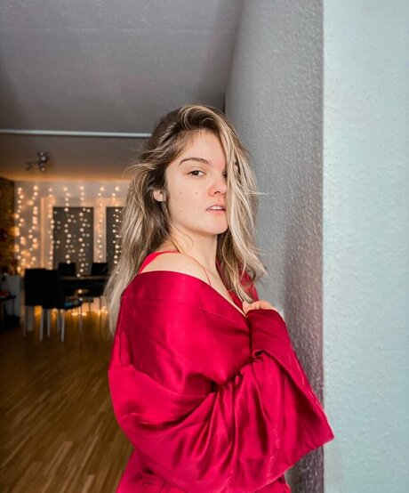 逆騎乗位 オンリーファンズ トップ アーカイブ