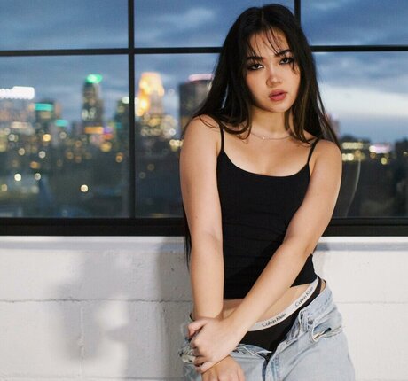 Choi Eun セックス女優 画像