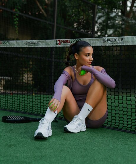 不明なファン えろ 写真