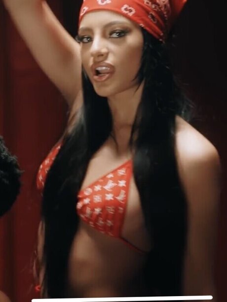 ヴィゴ・オンリーファンズ 可愛い 画像