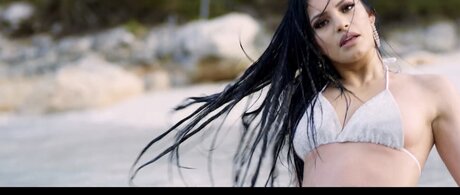 Ivana Santacruz ポルノスター 美しい 写真