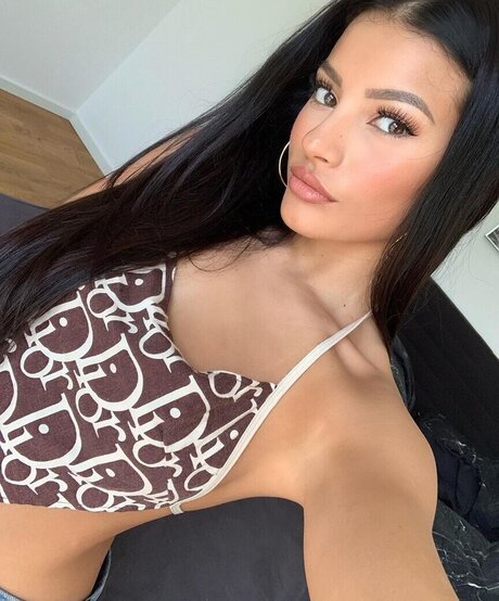 Ivana Santacruz ポルノモデル 写真