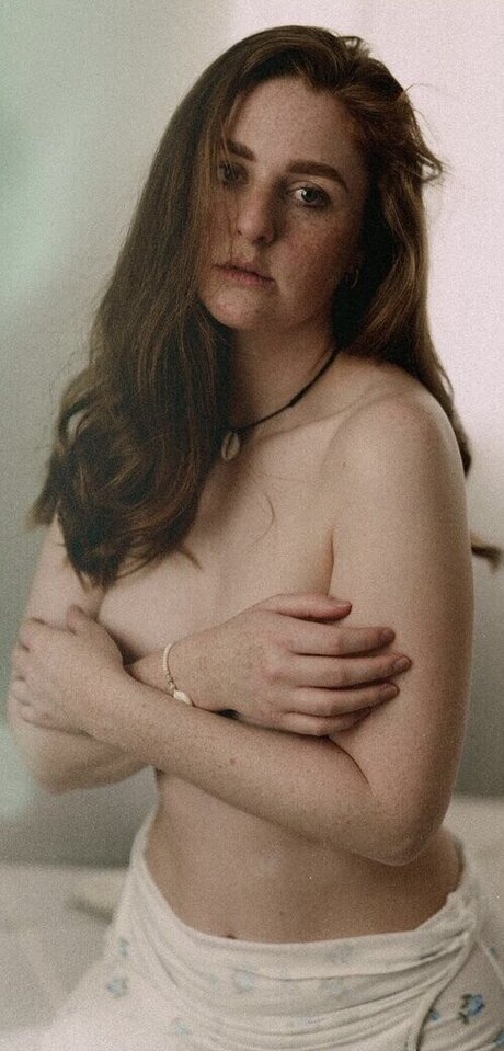 ゲイランジェリーOnlyFans 美しい裸 写真