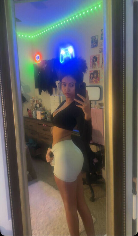 Megan Botnick 素敵なスター 画像