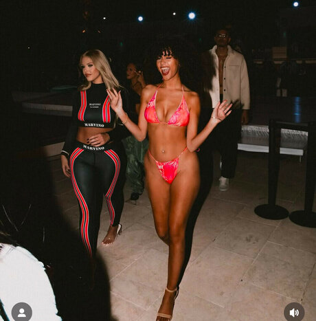 Megan Botnick 無料モデル 画像