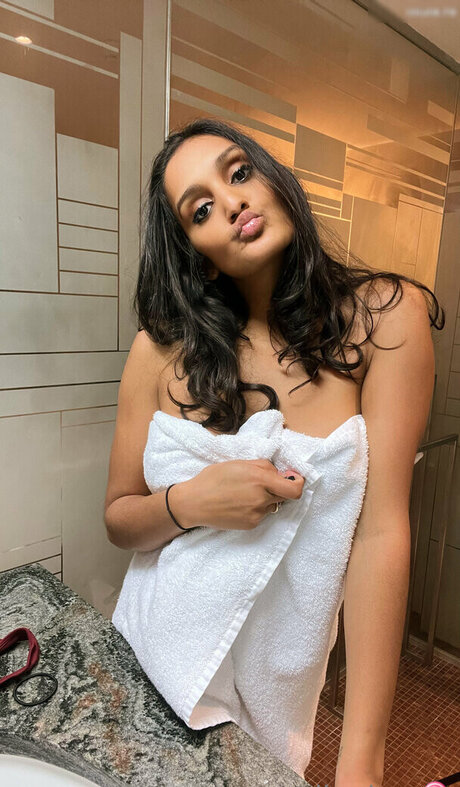 寝取られアマチュアOnlyFans 美しい裸 写真