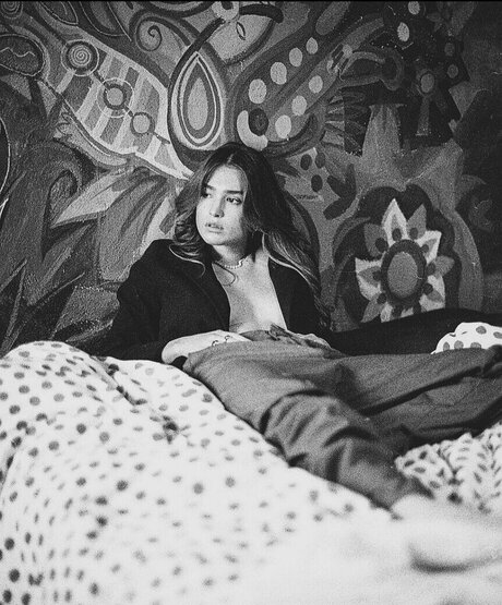 かわいいシーメールオンリーファンズ ポルノ 写真