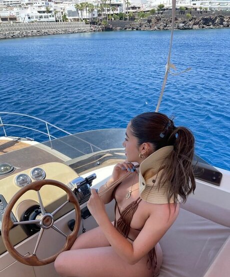 Yasmin Barbieri セクシーなスター アーカイブ