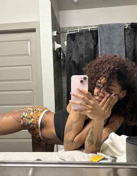 jellyfishlegend セックスポルノスター 写真