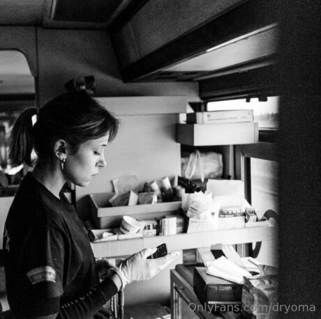 dryoma ポルノスター 写真