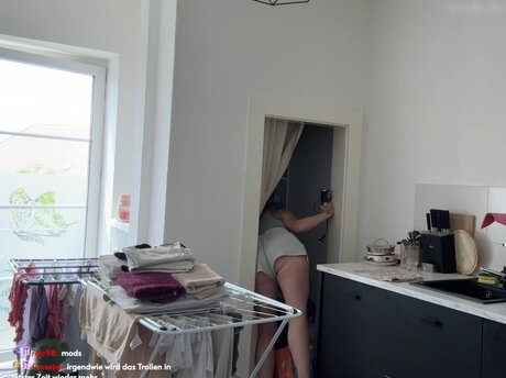 裸の熟女オンリーファンズ アダルト無料 アーカイブ