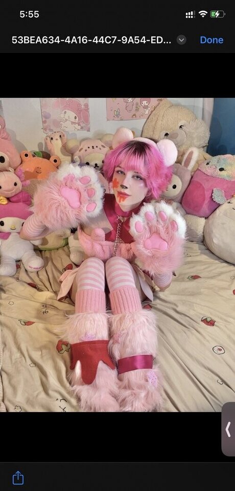 Strawbabyboy 裸のモデル 写真