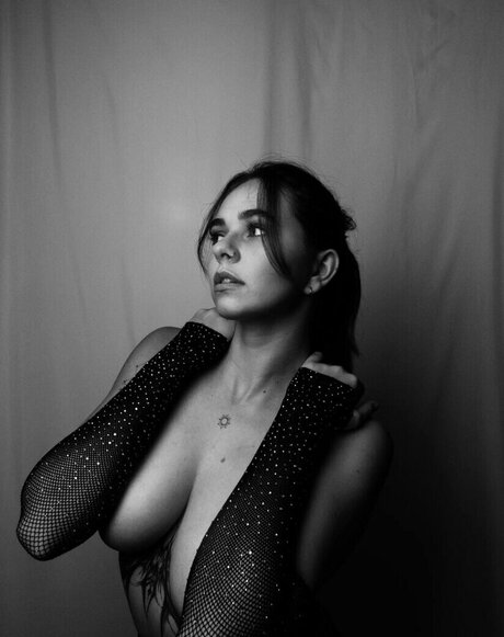 赤毛の熟女オンリーファンズ ポルノ 画像