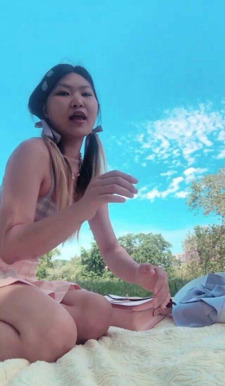 Mimee Xu 無料女優 写真