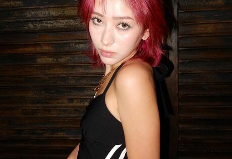 ピアス乳首オンリーファンズ えろた アーカイブ