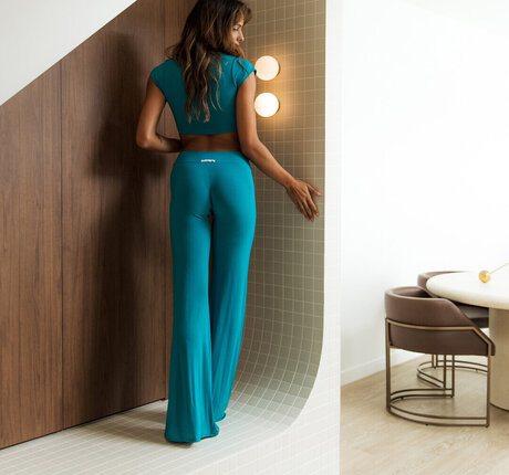 ポーグエボニーオンリーファンズ 素敵 画像