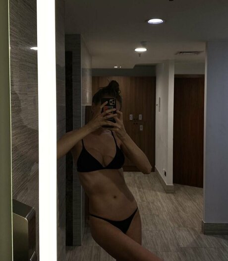 Yapishukino ホットなポルノスター 写真