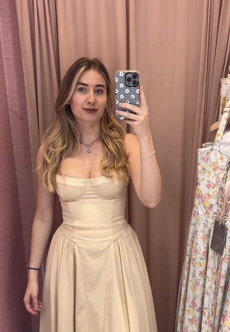 Empresslaurasophie ホットなモデル 写真