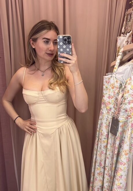 Empresslaurasophie セクシーモデル 写真