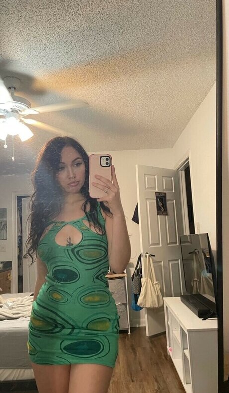 甘いおまんこオンリーファンズ えろ 写真