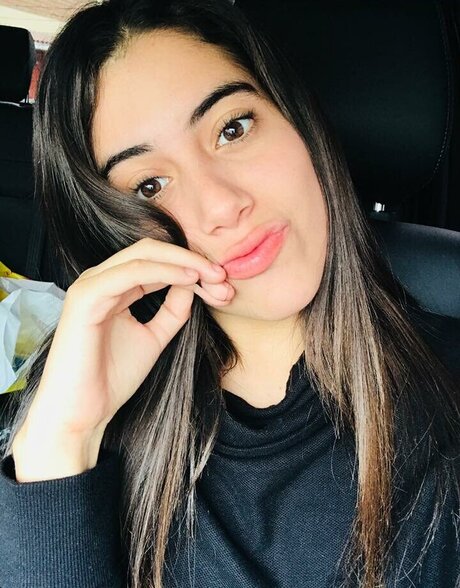 日本の女子高生OnlyFans セクシーヌード 写真