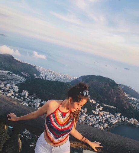 ヌード教師オンリーファンズ えろ アーカイブ