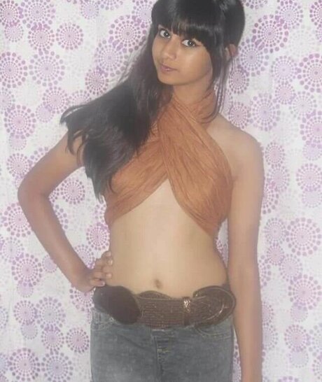 Aishwarya Harishankar 完璧なスター 写真