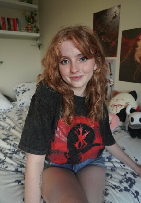 Krysttl エロティックなモデル 画像