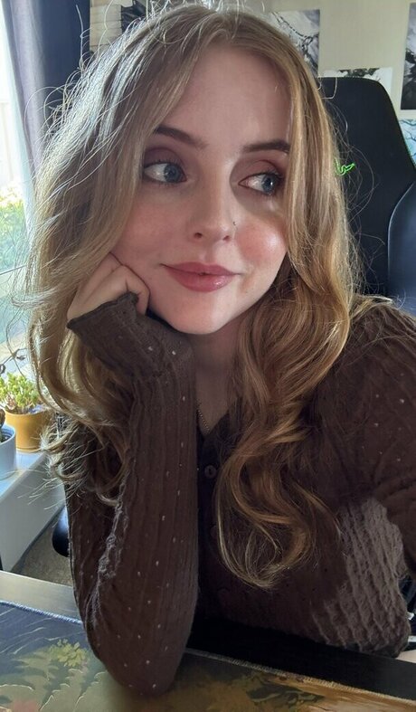 Krysttl ポルノスター 高品質 ギャラリー