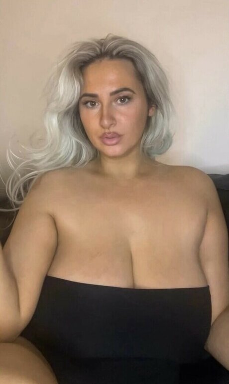 Chelsea Ann アートスター 写真