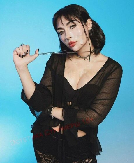 ルビーオンリーファン セクシー 画像