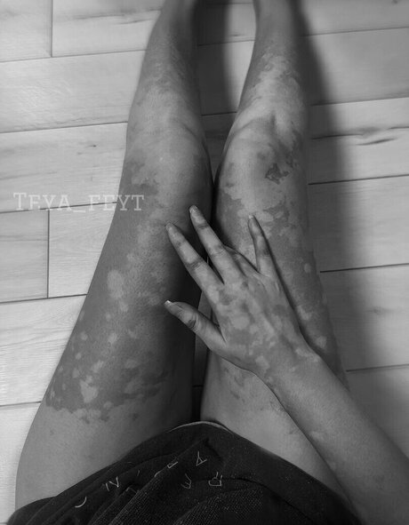 ブルネットのPOV OnlyFans 無料セックス 写真