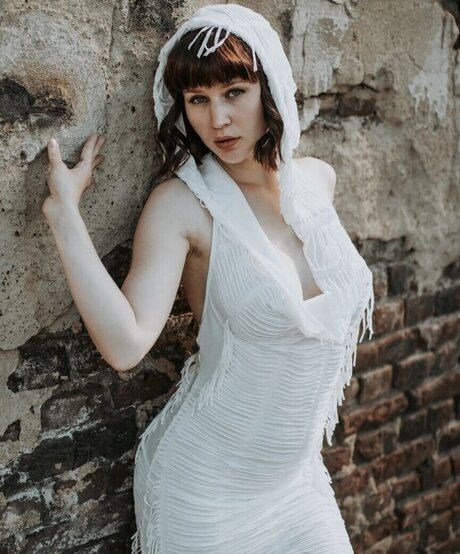 ブルネットのPOV OnlyFans ホットヌード 写真